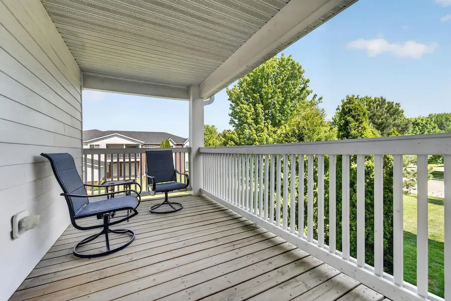 855 Lannon TERRACE #1502, Mount Pleasant, WI 53406 - #2