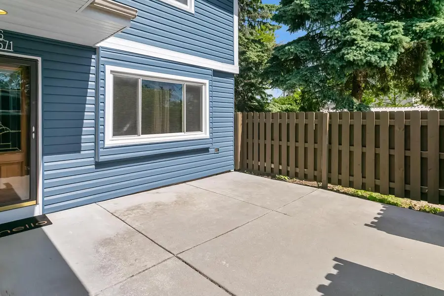 N76W14571 North Point COURT, Menomonee Falls, WI 53051 - #2