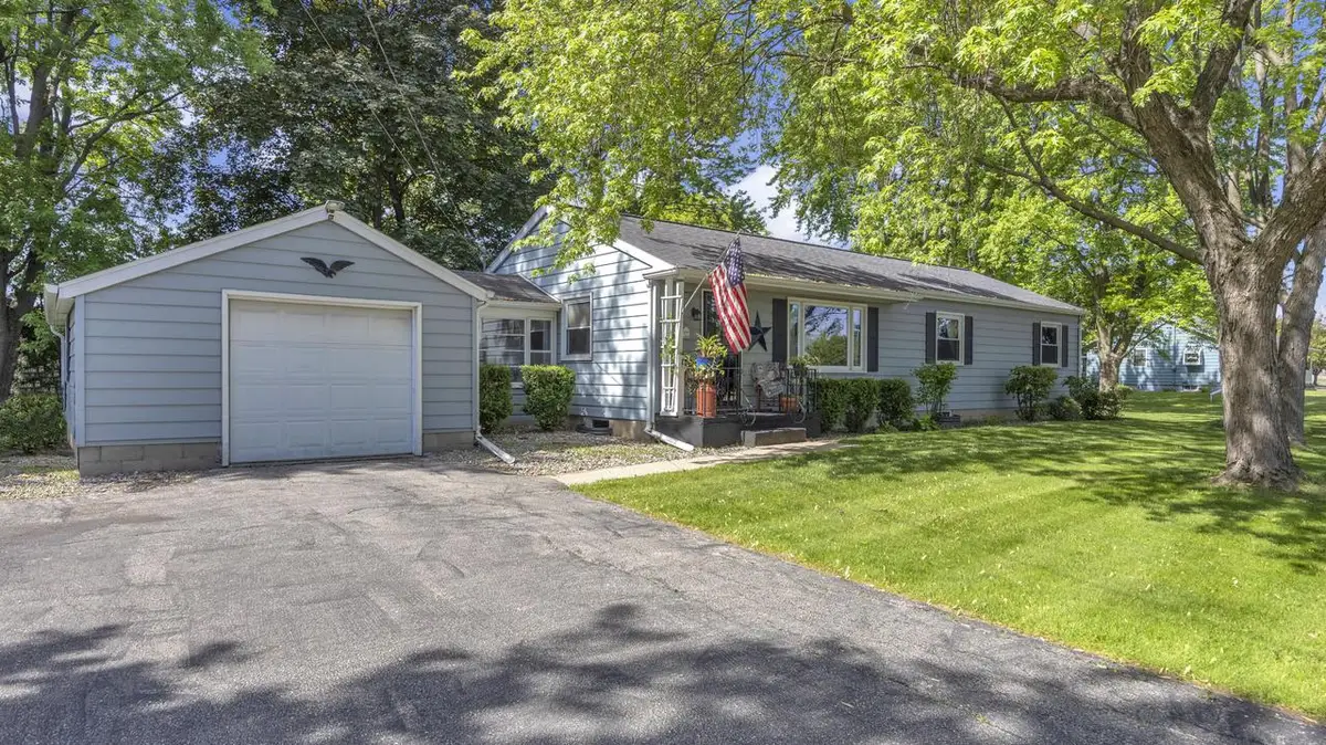 860 Forest AVENUE, Fond Du Lac, WI 54935 - #1