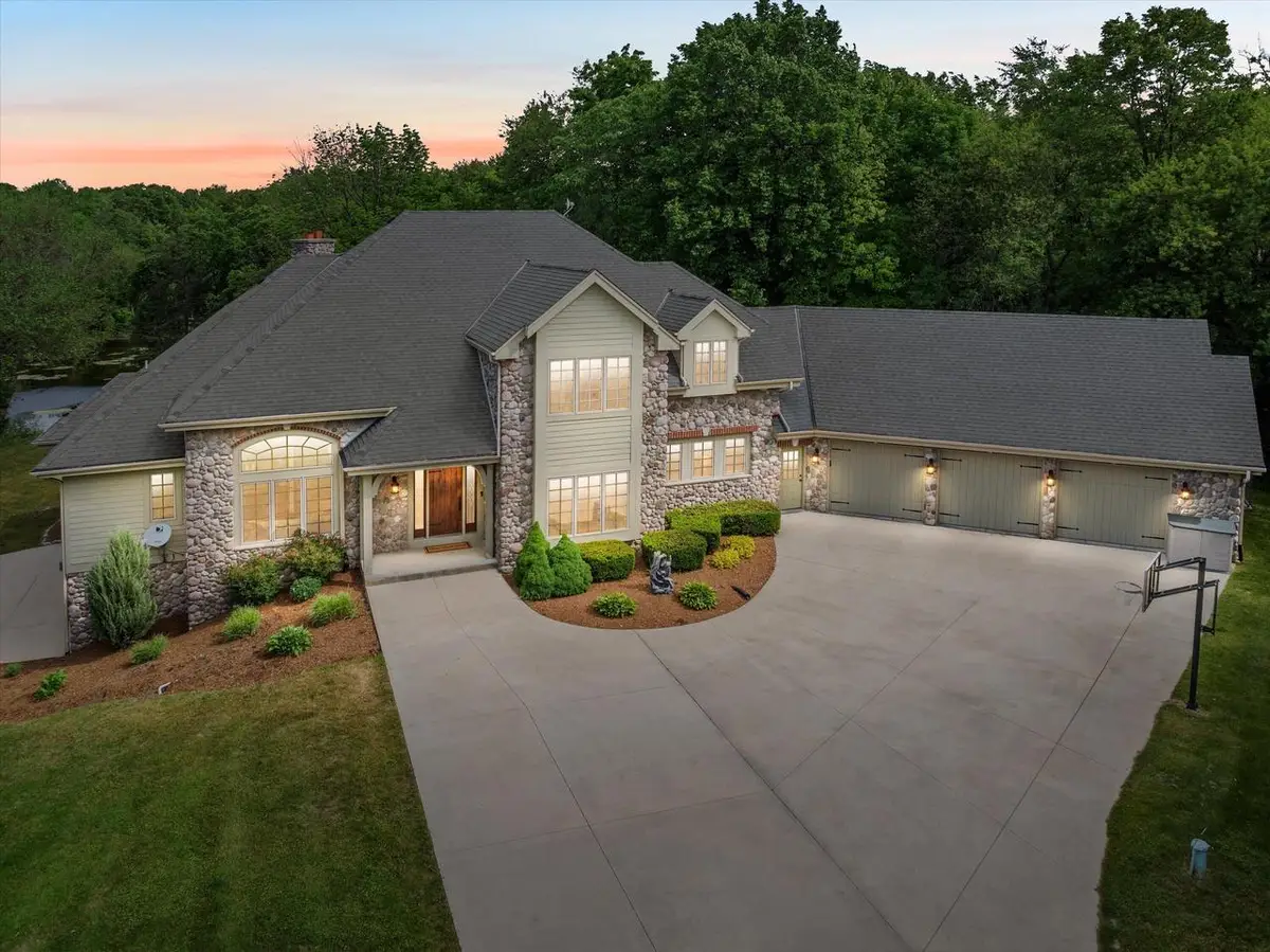 N69W34498 Oconomowoc ROAD, Oconomowoc, WI 53066 - #1