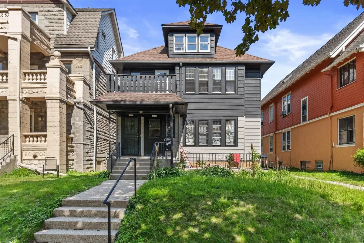 2960 N Maryland AVENUE #2962, Milwaukee, WI 53211 - #1