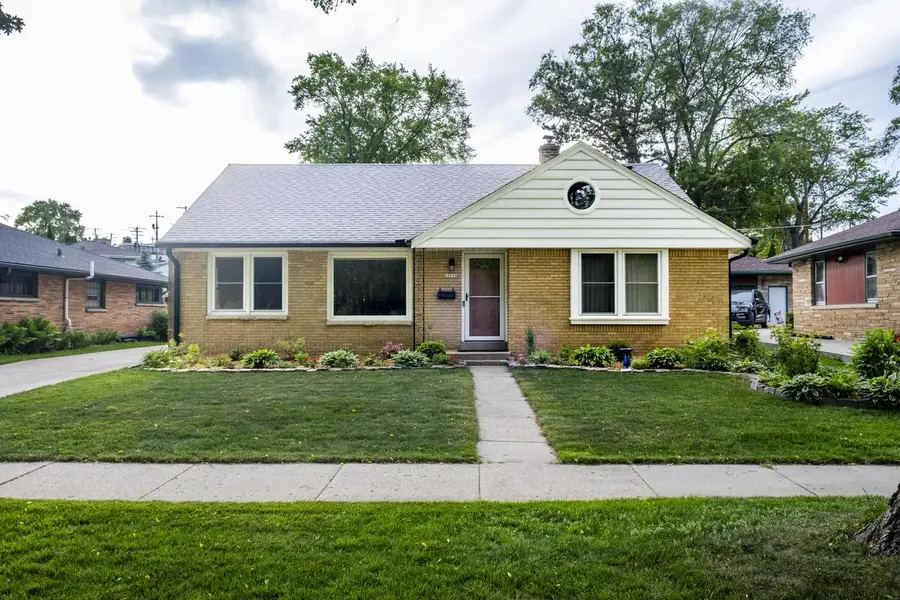 10536 W Grantosa DRIVE, Wauwatosa, WI 53222 - #3