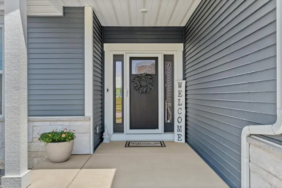 9644 S Bergamont DRIVE, Franklin, WI 53132 - #3