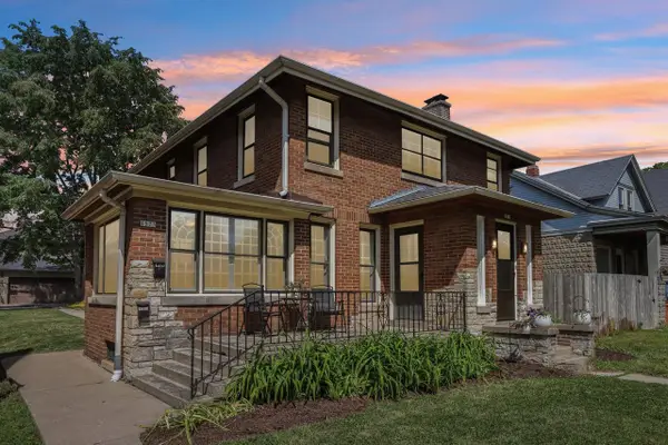 1571 S 74th STREET #1573, West Allis, WI 53214