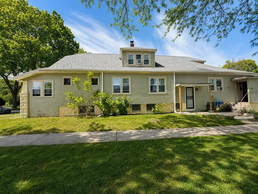 6302 W Medford AVENUE, Milwaukee, WI 53218 - #3
