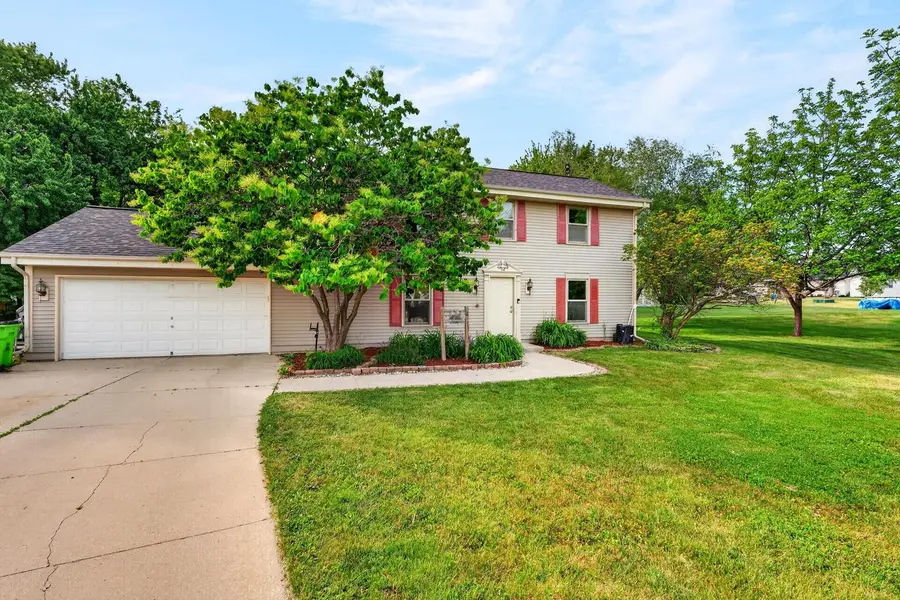 62 E Prospect COURT, Hartford, WI 53027 - #3