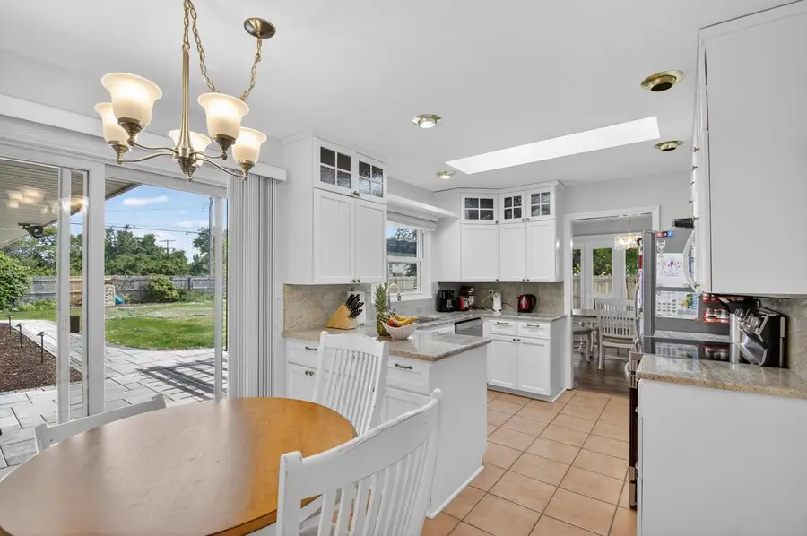 8 Steeplechase DRIVE, Racine, WI 53402 - #3