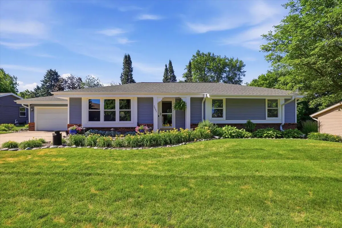 2401 Pendleton PLACE, Waukesha, WI 53188 - #1