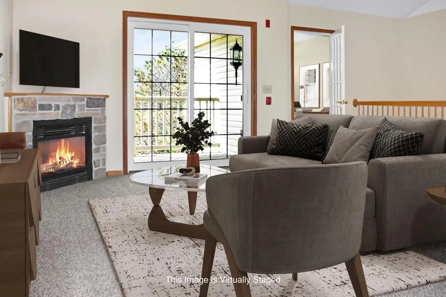803 Cheyenne AVENUE #Unit E, Grafton, WI 53024 - #3