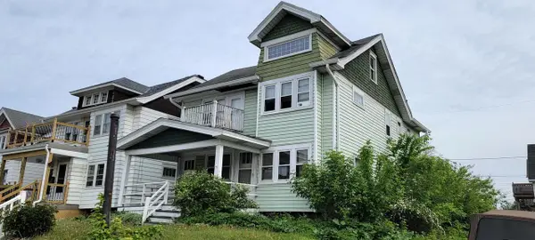 5817 W Vliet STREET #5819, Milwaukee, WI 53208