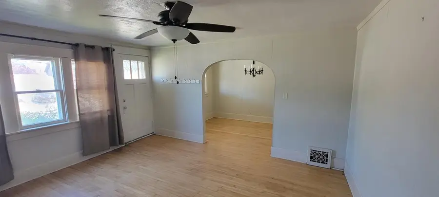 5817 W Vliet STREET #5819, Milwaukee, WI 53208 - #2