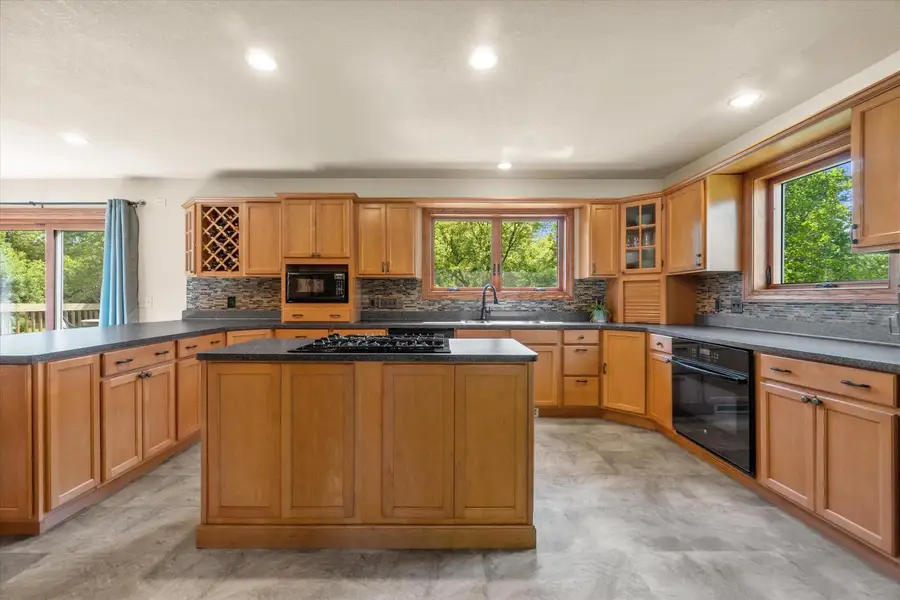 9574 S Fairway CIRCLE, Franklin, WI 53132 - #3