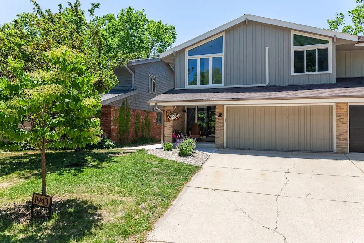 1943 River Park COURT, Wauwatosa, WI 53226 - #1