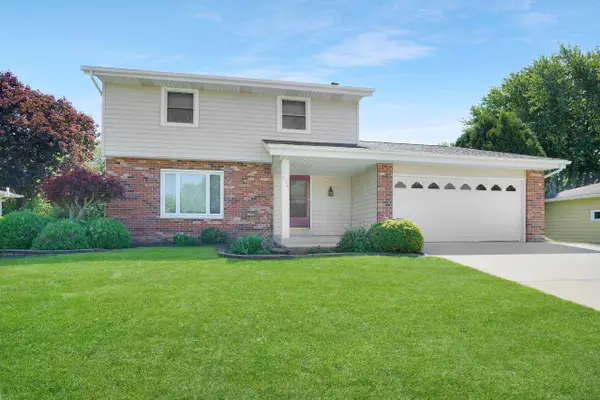 524 Birch LANE, Hartford, WI 53027