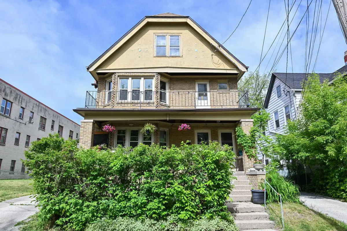 1803 N Arlington PLACE #1805, Milwaukee, WI 53202 - #1