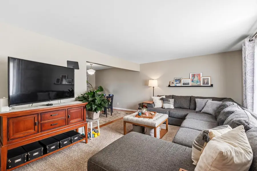 15430 W Harcove DRIVE, New Berlin, WI 53151 - #2