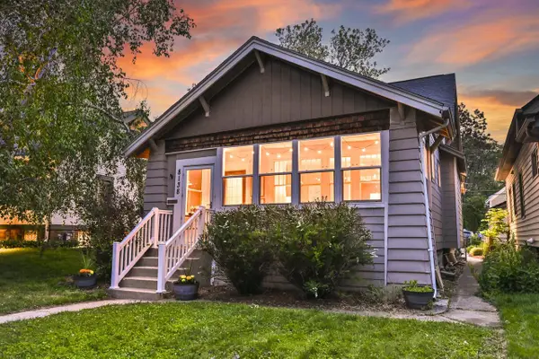 8138 Gridley AVENUE, Wauwatosa, WI 53213