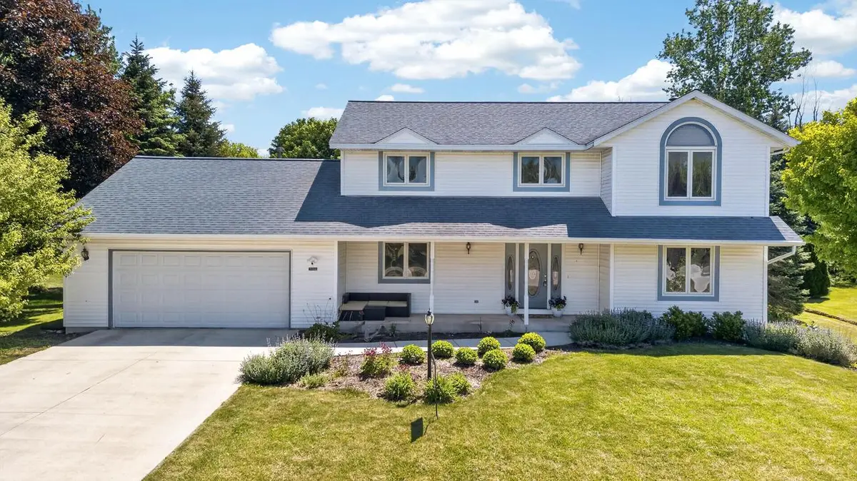 4577 Hunters Glen DRIVE, Sheboygan, WI 53083 - #1