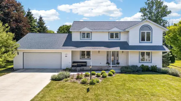 4577 Hunters Glen DRIVE, Sheboygan, WI 53083