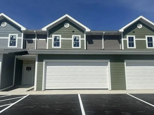 216 Settlers DRIVE, Jefferson, WI 53549 - #1