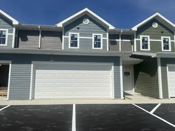 212 Settlers DRIVE, Jefferson, WI 53549