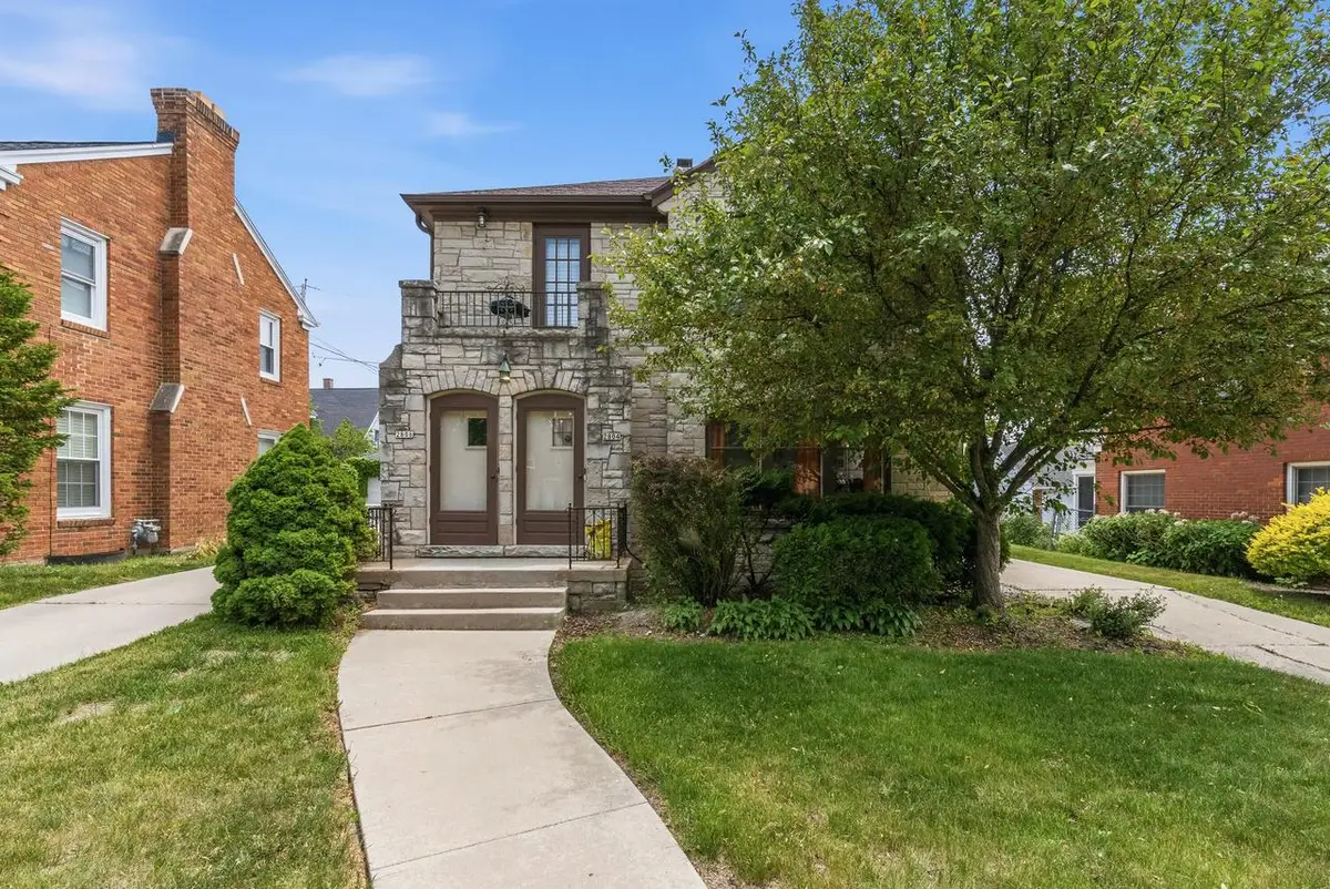 2804 N Avondale BOULEVARD #2806, Milwaukee, WI 53210 - #1