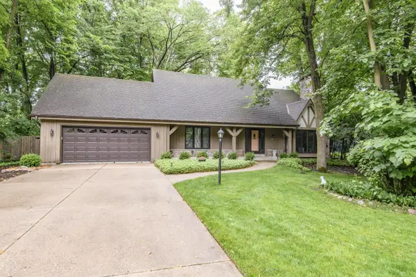 5253 W Woodland DRIVE, Brown Deer, WI 53223