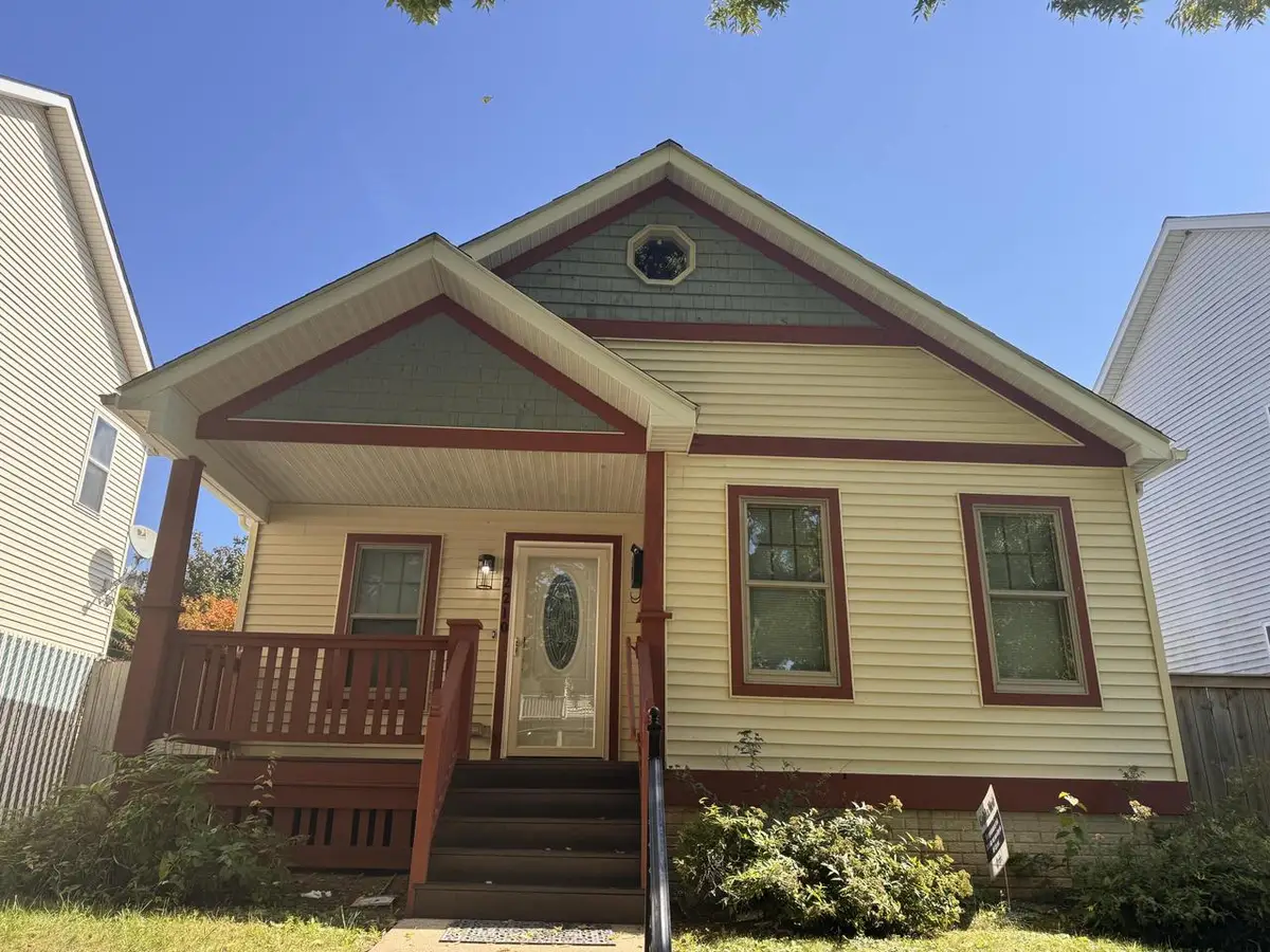 2210 N 15th STREET, Milwaukee, WI 53205 - #1