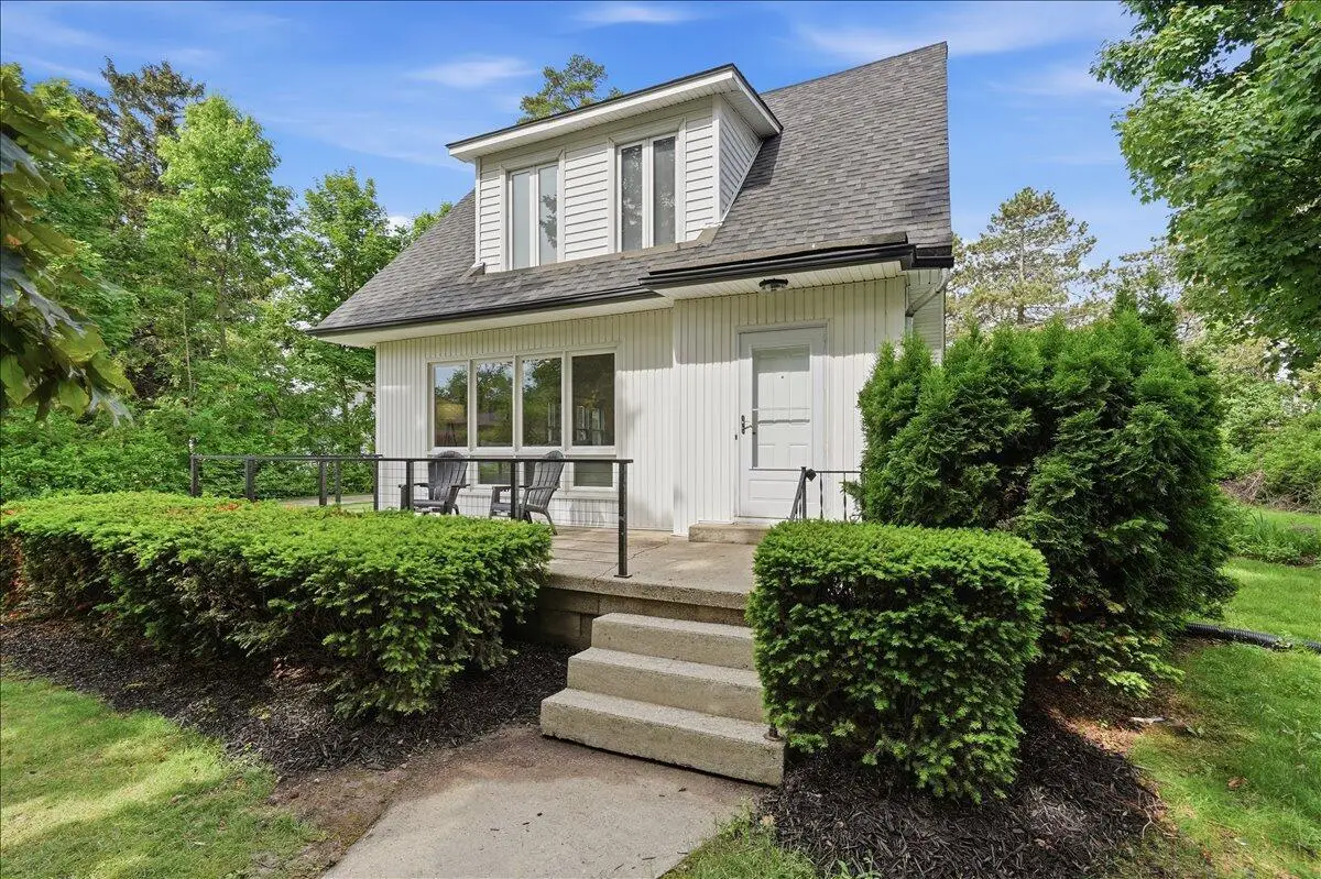 7531 N Lake DRIVE, Fox Point, WI 53217 - #1