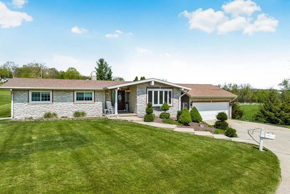262 Castle TERRACE, Fontana, WI 53125 - #1