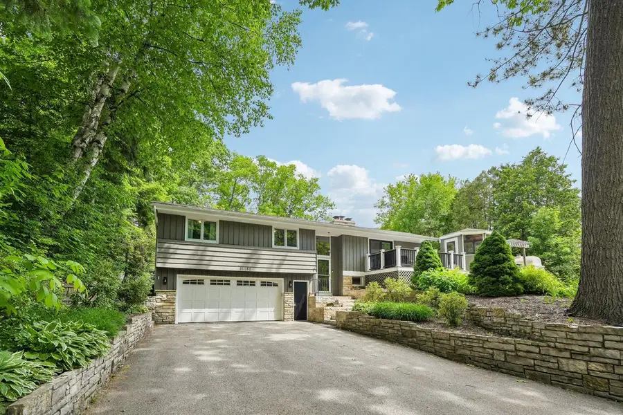 21180 Mary Lynn DRIVE, Brookfield, WI 53045 - #2