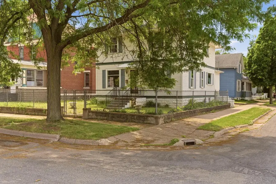 1453 Charles STREET, La Crosse, WI 54603 - #2