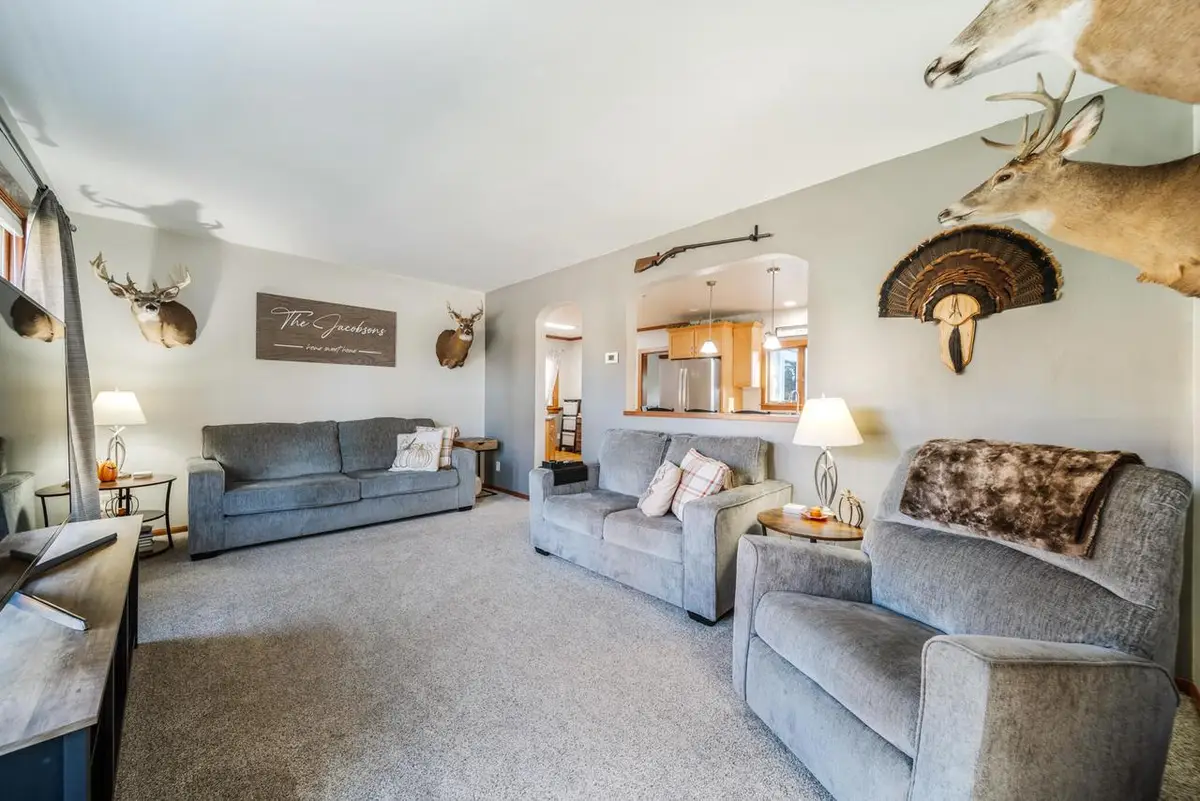 127 Hein AVENUE, Plymouth, WI 53073 - #1