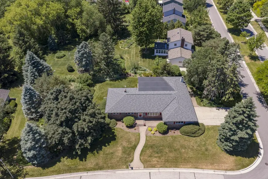 1330 Christopher COURT, Oconomowoc, WI 53066 - #2