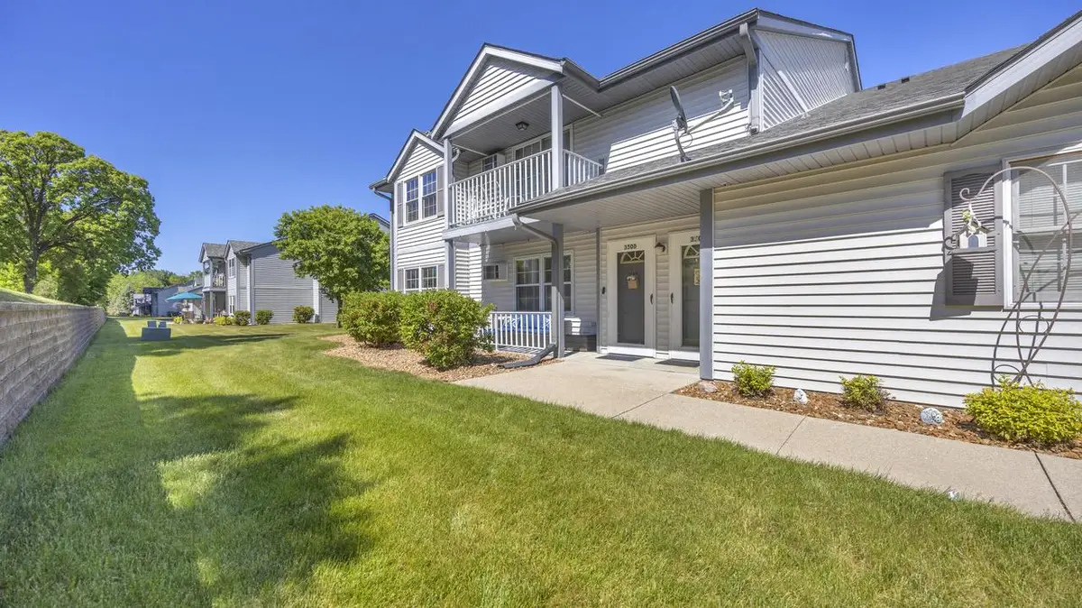 350 Auburn Meadows COURT #D, Campbellsport, WI 53010 - #1