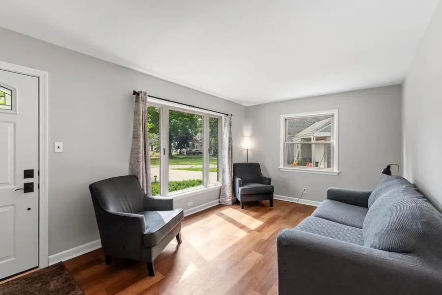 10924 W Marion STREET, Wauwatosa, WI 53222 - #2