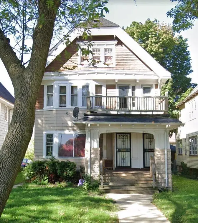 2729 N 36th STREET, Milwaukee, WI 53210 - #1