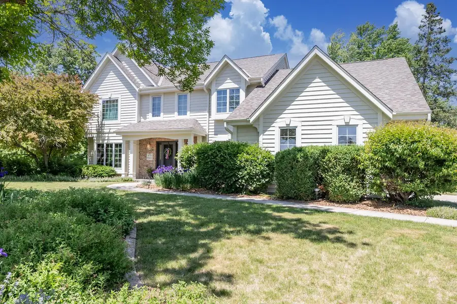 W159N7482 Pinewood CIRCLE, Menomonee Falls, WI 53051 - #2