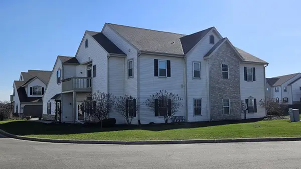 1114 Hastings COURT #101, Mount Pleasant, WI 53406