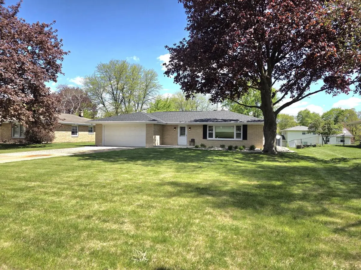 2532 S Seymour PLACE, West Allis, WI 53227 - #1