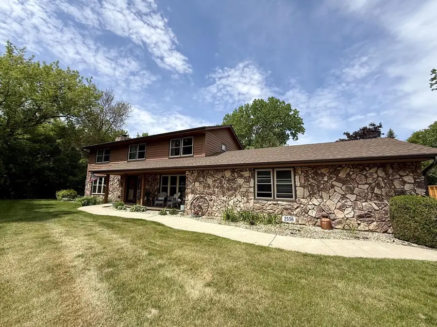 2556 N Green Bay ROAD, Mount Pleasant, WI 53405 - #2