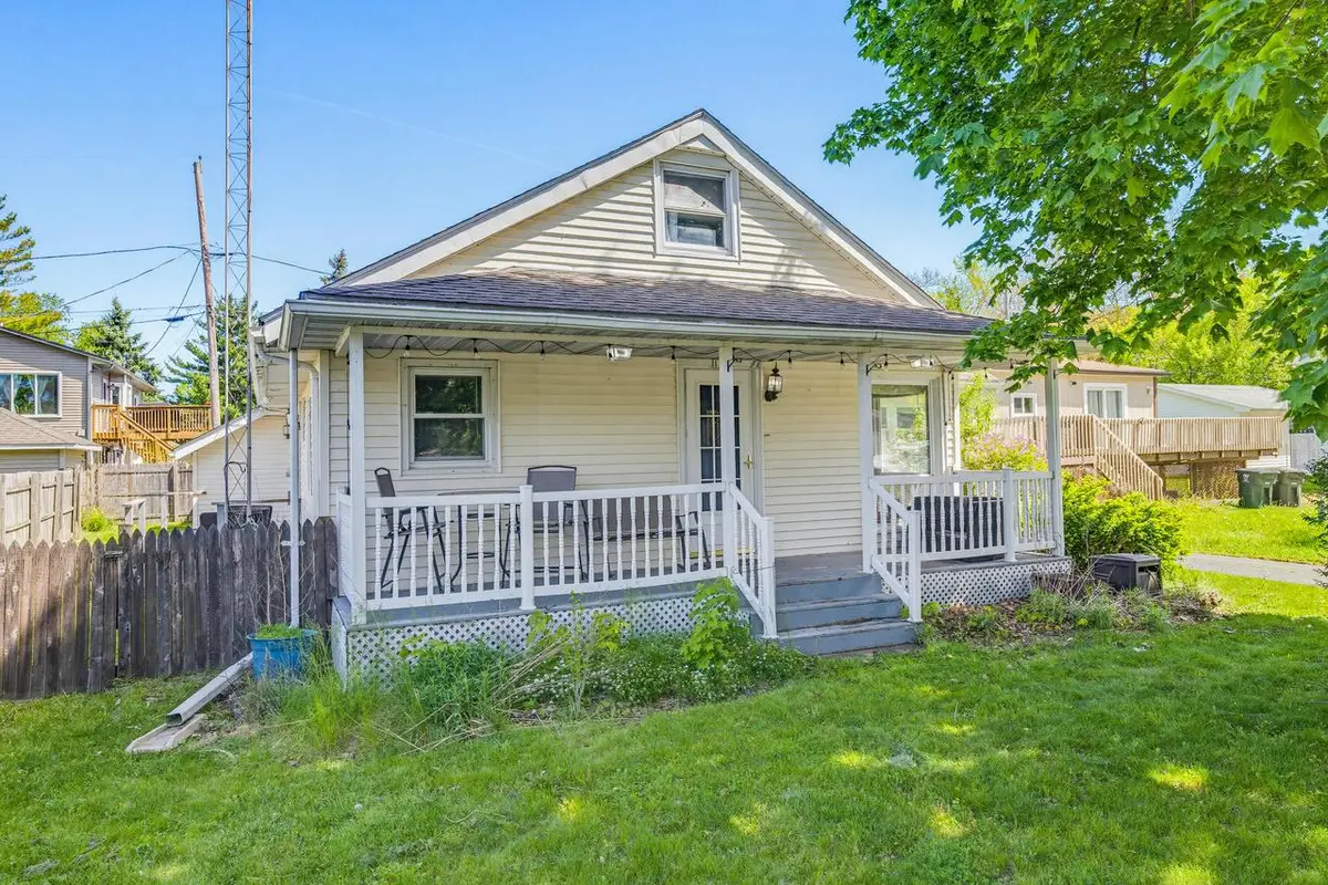 110 E Wisconsin AVENUE, Silver Lake, WI 53170 - #1
