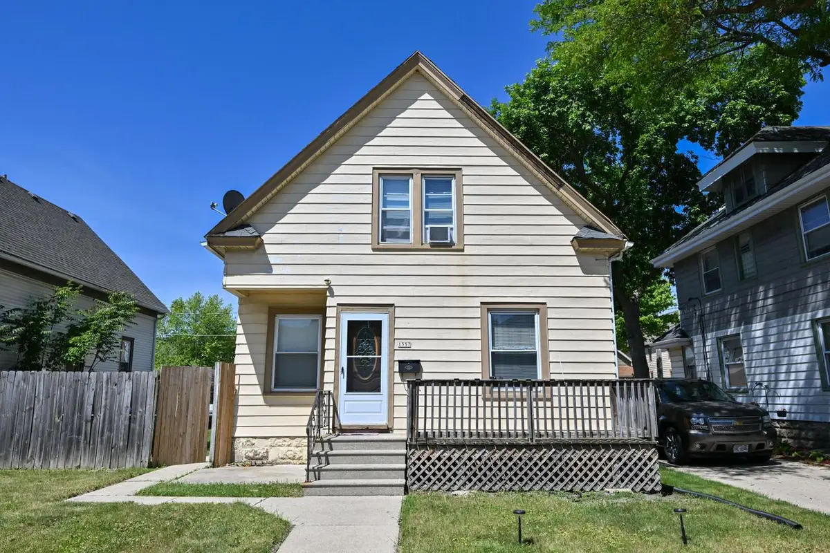 1557 S 71st STREET, West Allis, WI 53214 - #1