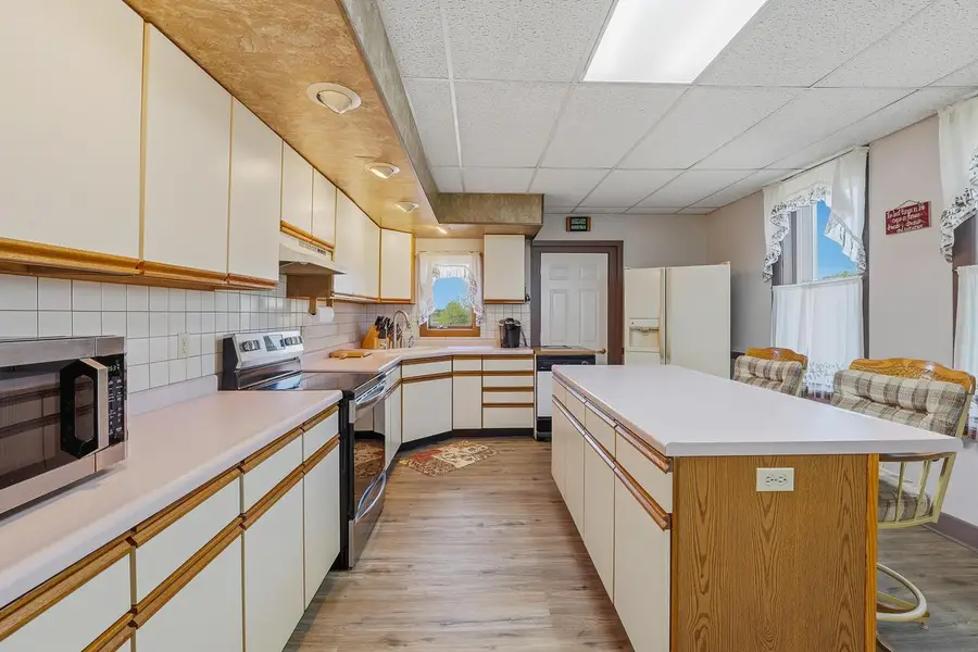 N9306 State Highway 42, Cleveland, WI 53015 - #3