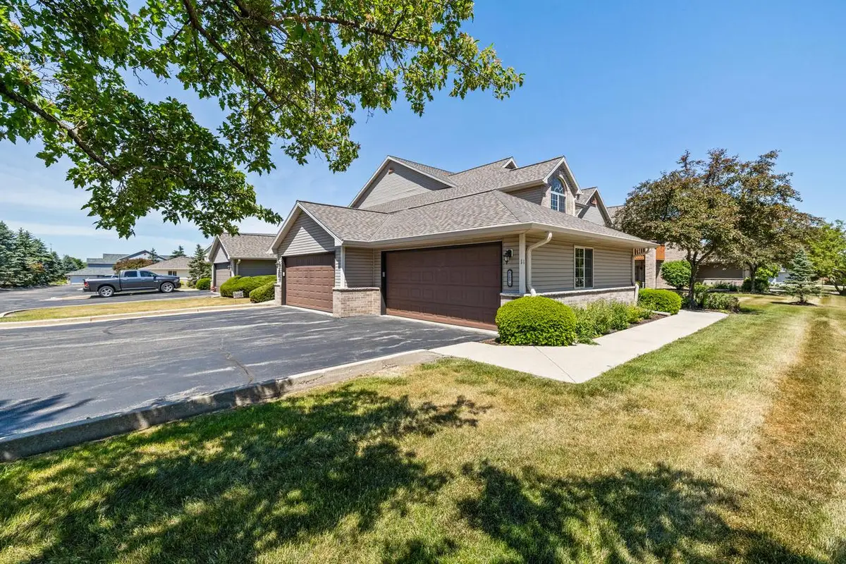 2165 Broken Hill ROAD #1, Waukesha, WI 53188 - #1