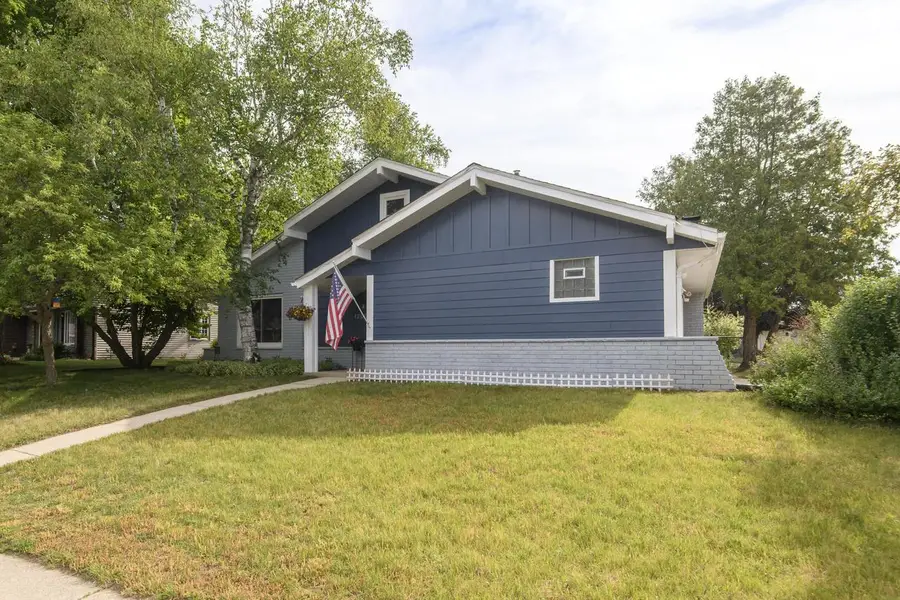 1200 Western TRAIL, Mukwonago, WI 53149 - #3