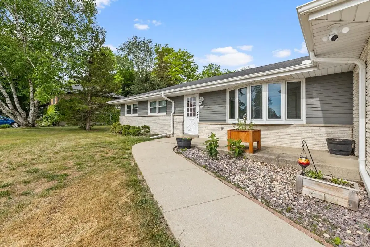 6559 N Sandy Acre ROAD, West Bend, WI 53090 - #1