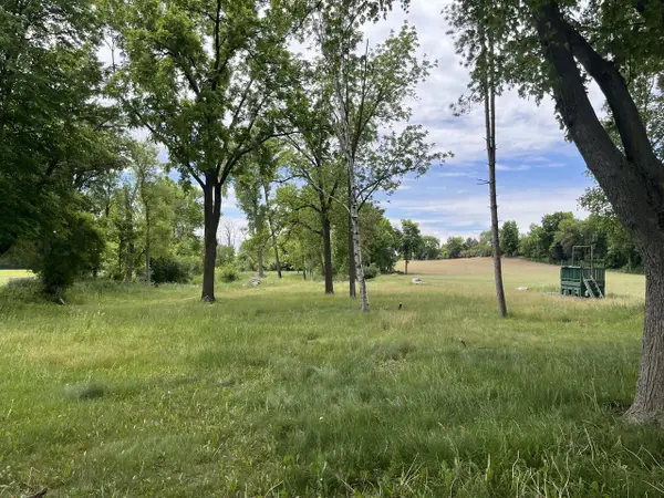 39509 Golden Lake Park ROAD, Oconomowoc, WI 53066