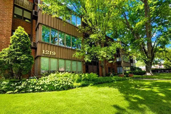 1219 N Jackson STREET #308, Milwaukee, WI 53202