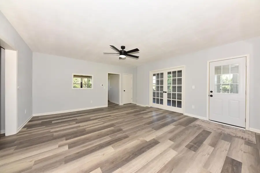 20 Otto DRIVE #18, Hartford, WI 53027 - #2